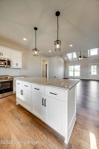 208 Wendover Ct, Bardstown, KY 40004