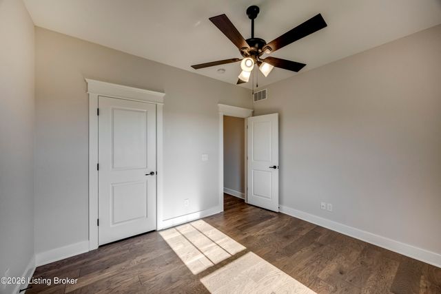 208 Wendover Ct, Bardstown, KY 40004