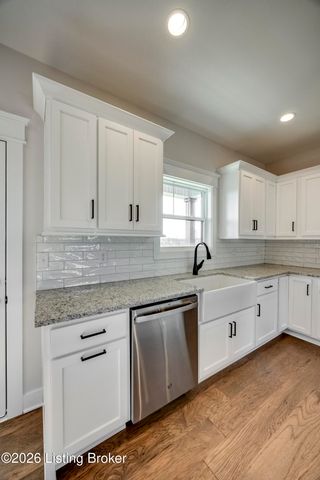 208 Wendover Ct, Bardstown, KY 40004