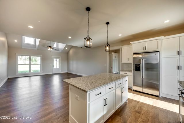 208 Wendover Ct, Bardstown, KY 40004