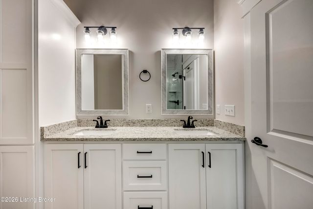 208 Wendover Ct, Bardstown, KY 40004