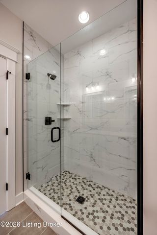 208 Wendover Ct, Bardstown, KY 40004