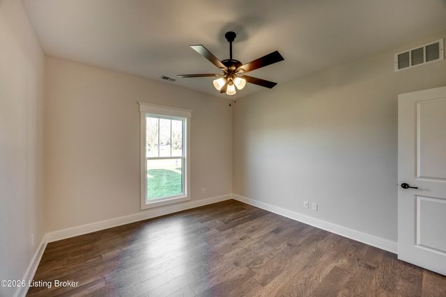 208 Wendover Ct, Bardstown, KY 40004