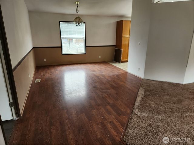 11421 246th Avenue Ct E, Buckley, WA 98321