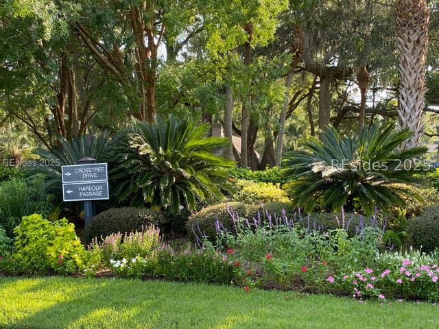 J-161 Wh Marina Windmill Harbour Marina E J-161, Hilton Head Island, SC 29926