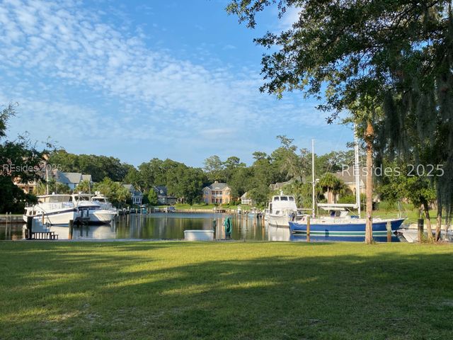 J-161 Wh Marina Windmill Harbour Marina E J-161, Hilton Head Island, SC 29926