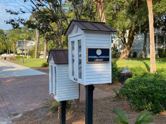 J-161 Wh Marina Windmill Harbour Marina E J-161, Hilton Head Island, SC 29926