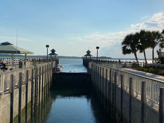 J-161 Wh Marina Windmill Harbour Marina E J-161, Hilton Head Island, SC 29926