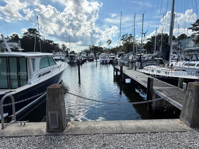 J-161 Wh Marina Windmill Harbour Marina E J-161, Hilton Head Island, SC 29926