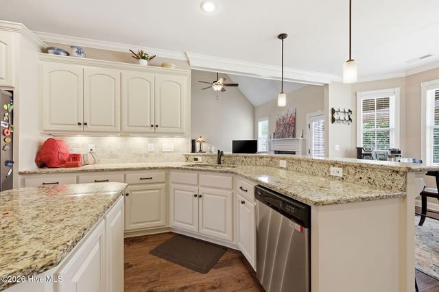 2822 Sunny Vale Drive, Winterville, NC 28590