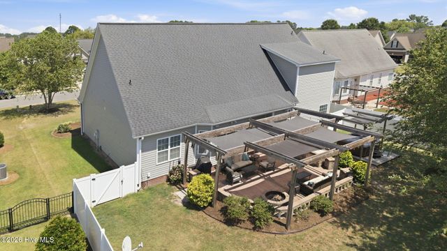 2822 Sunny Vale Drive, Winterville, NC 28590