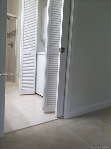 6061 Shakerwood Cir 202, Tamarac, FL 33319