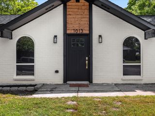 1013 Nueva Tierra Street, Grand Prairie, TX 75052