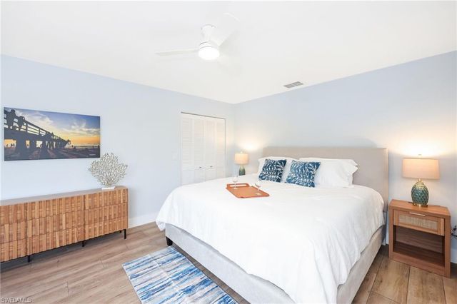 2711 Citrus Lake DR # F305, Naples, FL 34109