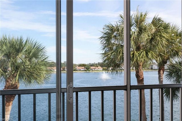 2711 Citrus Lake DR # F305, Naples, FL 34109