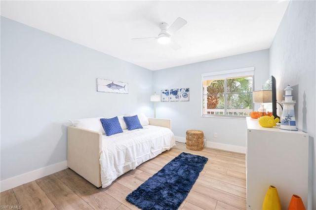 2711 Citrus Lake DR # F305, Naples, FL 34109