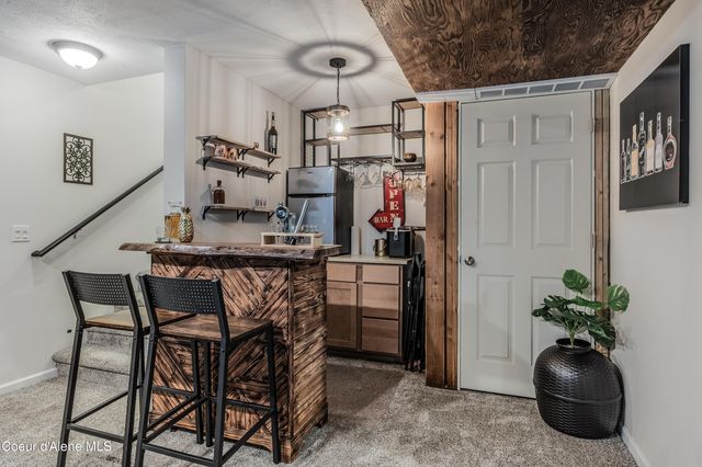 2033 N BUNTING LN, Post Falls, ID 83854