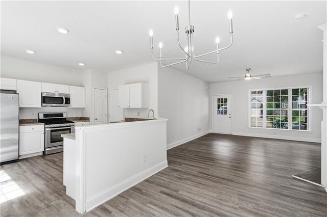 1202 Astastula Way, Woodstock, GA 30188
