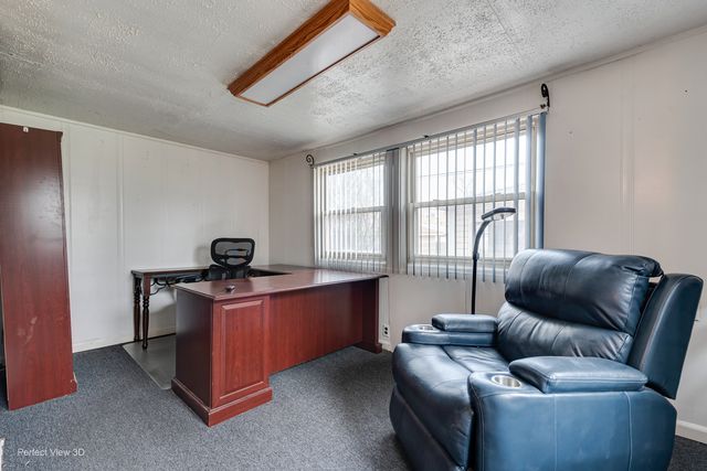 9055 S Luella Avenue, Chicago, IL 60617