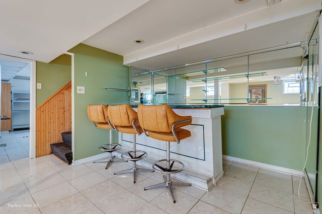 9055 S Luella Avenue, Chicago, IL 60617
