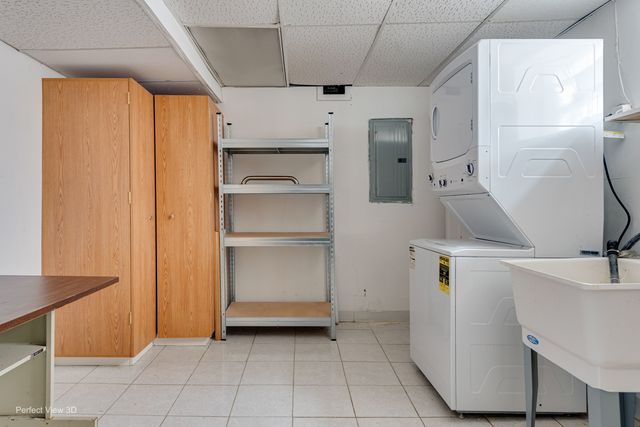 9055 S Luella Avenue, Chicago, IL 60617