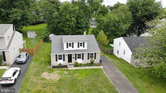 2921 SENAK RD, Abington, PA 19001