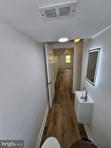 2921 SENAK RD, Abington, PA 19001