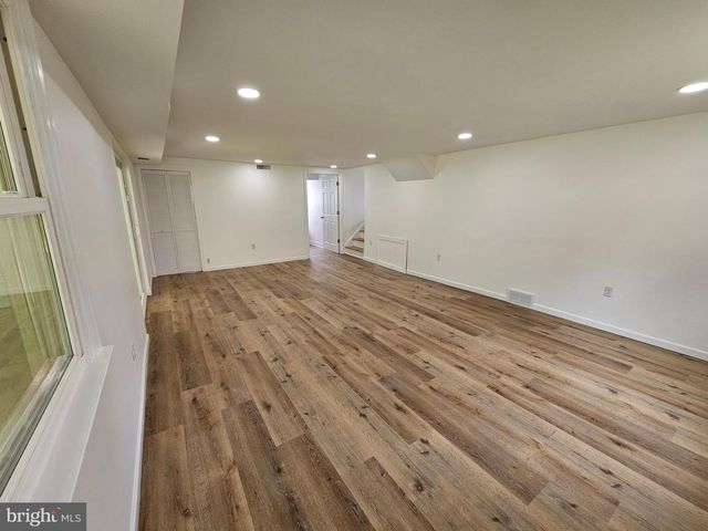 2921 SENAK RD, Abington, PA 19001