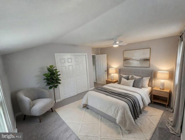 2921 SENAK RD, Abington, PA 19001