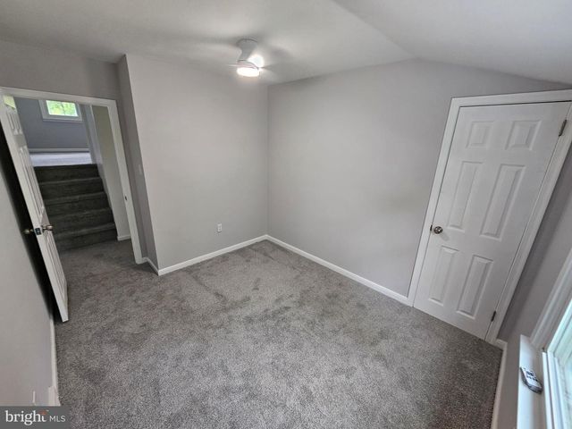 2921 SENAK RD, Abington, PA 19001