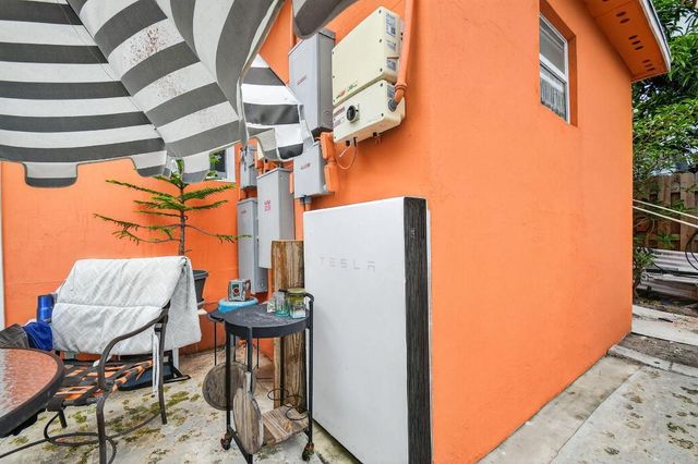 1007 Almeria Road, West Palm Beach, FL 33405