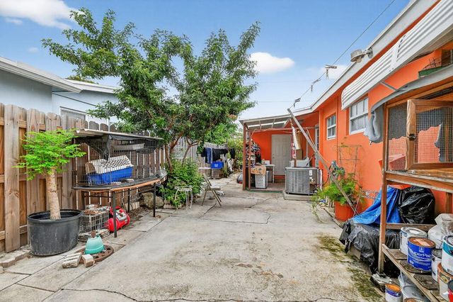 1007 Almeria Road, West Palm Beach, FL 33405