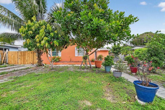 1007 Almeria Road, West Palm Beach, FL 33405