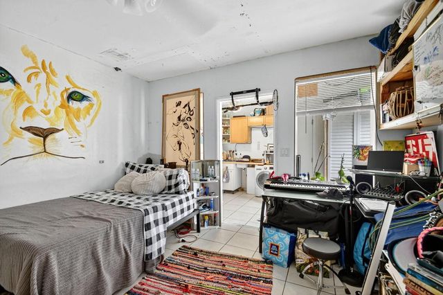 1007 Almeria Road, West Palm Beach, FL 33405