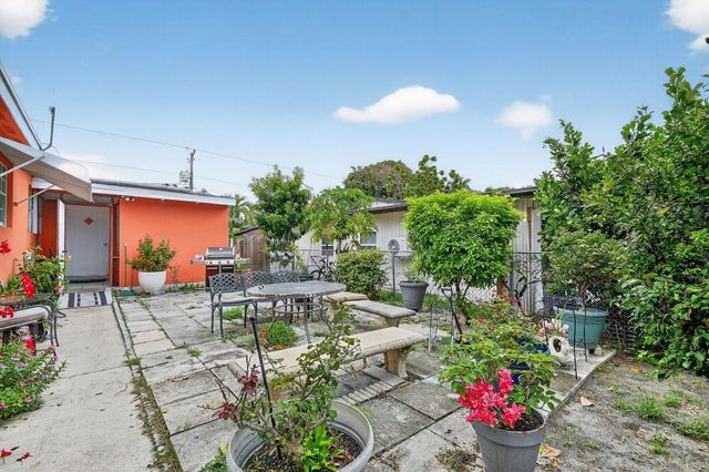 1007 Almeria Road, West Palm Beach, FL 33405