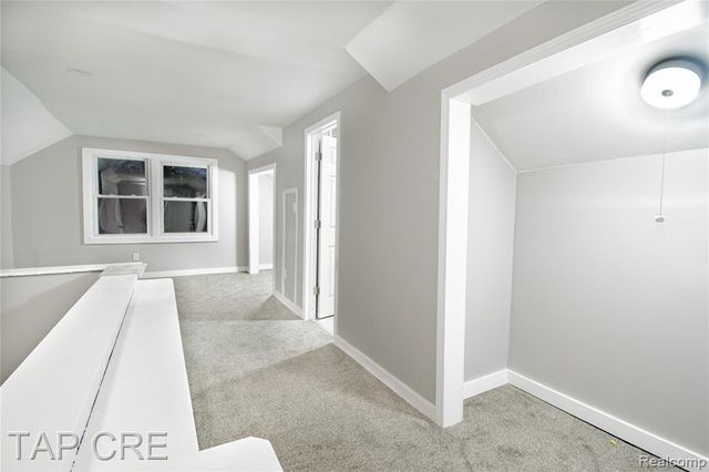 11991 Lakepointe Street, Detroit, MI 48224