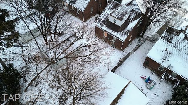 11991 Lakepointe Street, Detroit, MI 48224