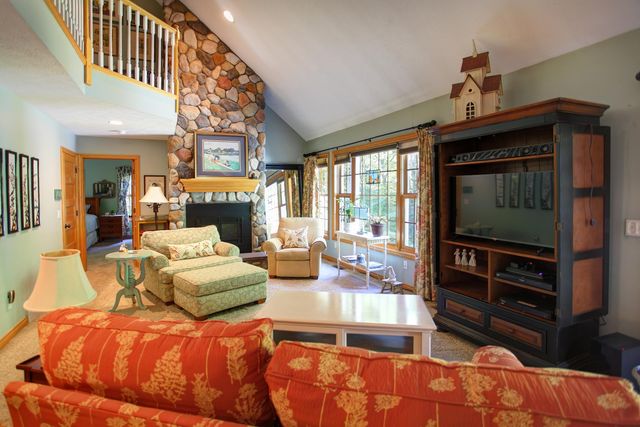 12900 S Woodhaven Lane, Traverse City, MI 49684