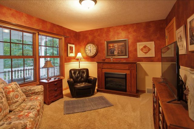 12900 S Woodhaven Lane, Traverse City, MI 49684