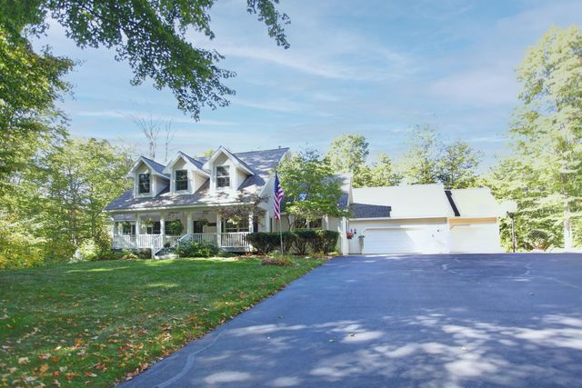 12900 S Woodhaven Lane, Traverse City, MI 49684