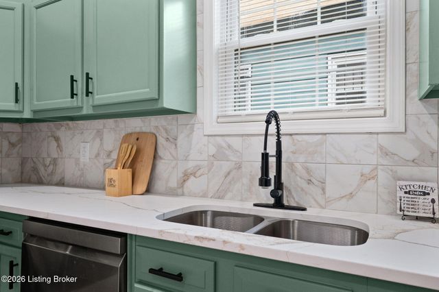 322 E Breckinridge St, Louisville, KY 40203