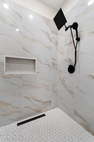 322 E Breckinridge St, Louisville, KY 40203