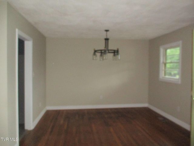 206 Cloverdale Place, Bristol, TN 37620