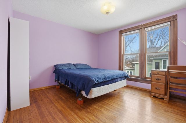 201 7th Avenue NW, Mt Vernon, IA 52314