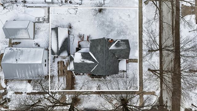 201 7th Avenue NW, Mt Vernon, IA 52314