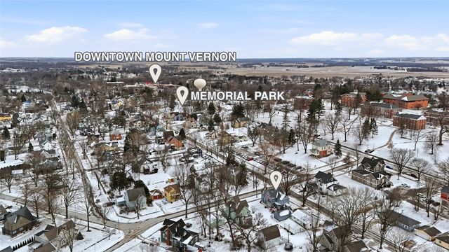 201 7th Avenue NW, Mt Vernon, IA 52314