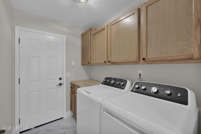 3340 DEERFIELD POINTE DR. Drive, Orange Park, FL 32073