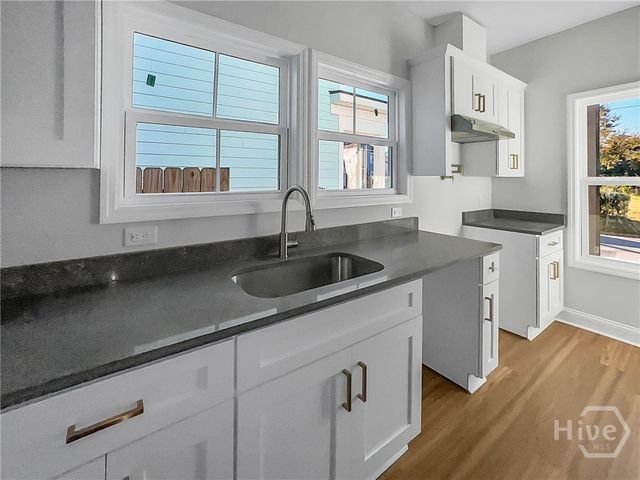 1612 REYNOLDS Street, Savannah, GA 31401