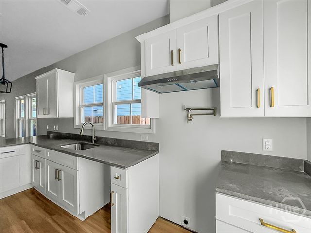 1612 REYNOLDS Street, Savannah, GA 31401