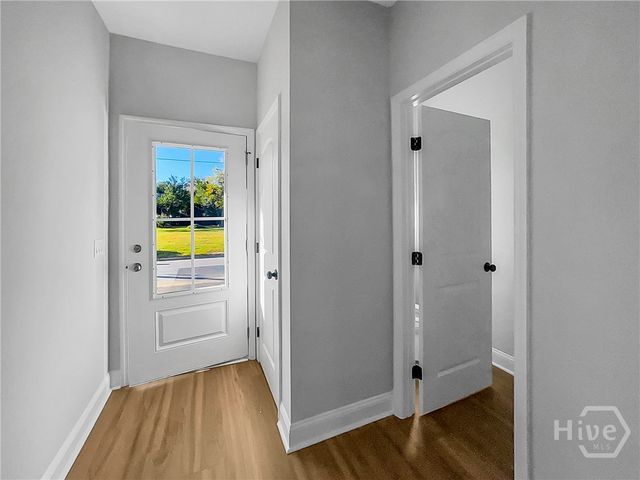 1612 REYNOLDS Street, Savannah, GA 31401